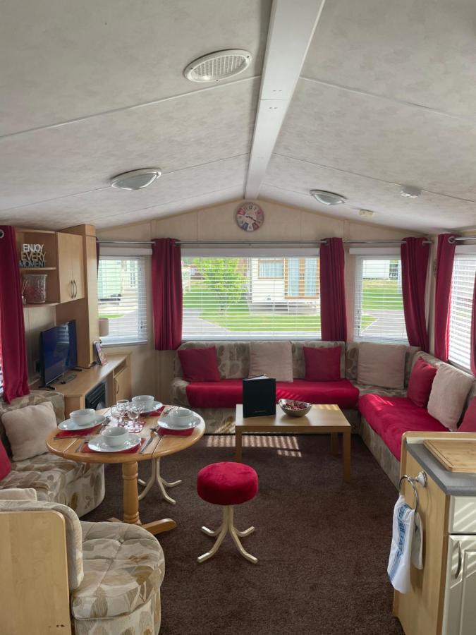 Calypso Hot Tub Breaks Tattershall Lakes Pet Friendly Exteriér fotografie