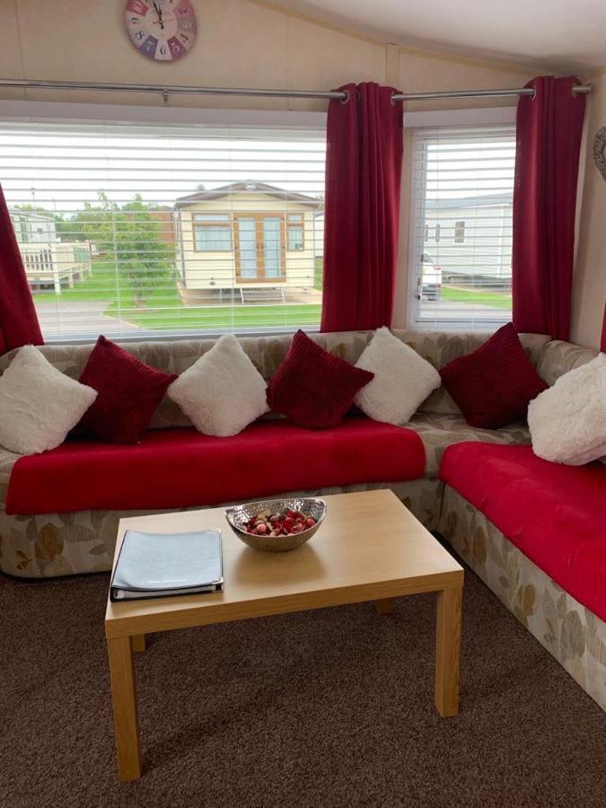 Calypso Hot Tub Breaks Tattershall Lakes Pet Friendly Exteriér fotografie